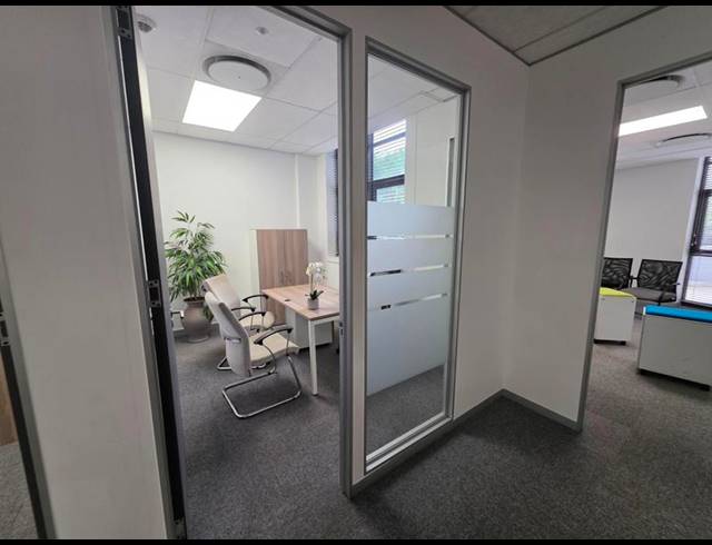 BUSINESS PROPERTY TO RENT IN MENLYN